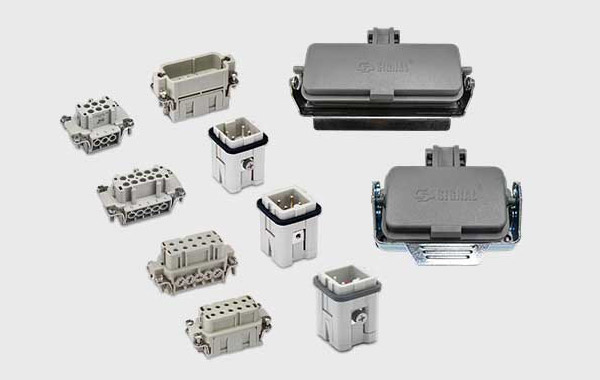 What are the advantages of heavy-duty connectors?
